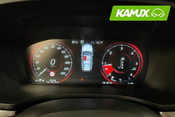 Volvo V60 Cross Country 12 of 23