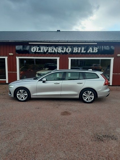 Volvo V60 4 of 5