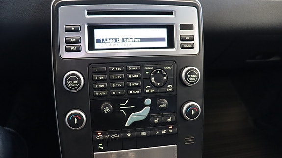 Volvo V70 14 of 14