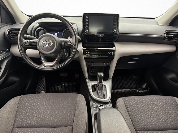 Toyota Yaris Cross 12 of 30