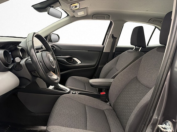 Toyota Yaris Cross 11 of 30
