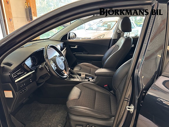 Kia Niro 8 of 15