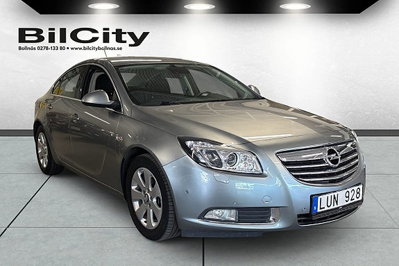 Opel Insignia 2 of 7