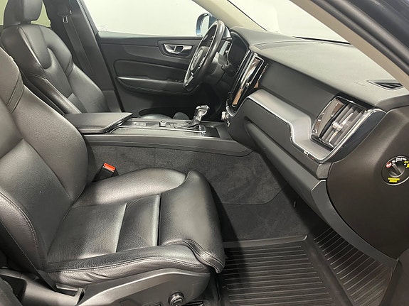 Volvo XC60 20 of 23