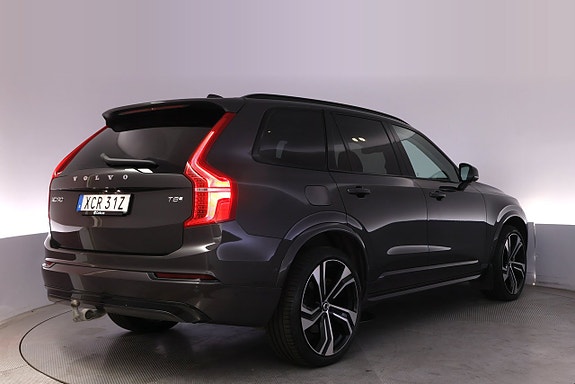 Volvo XC90 5 of 27