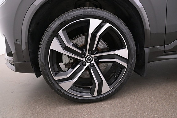 Volvo XC90 27 of 27