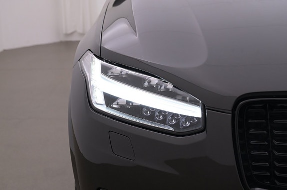 Volvo XC90 26 of 27
