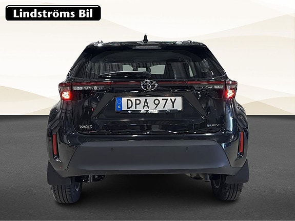 Toyota Yaris Cross 8 of 21