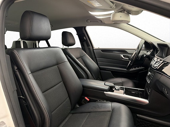 Mercedes-Benz E220 11 of 25