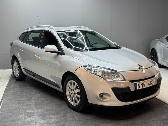 Renault Megane 2 of 15