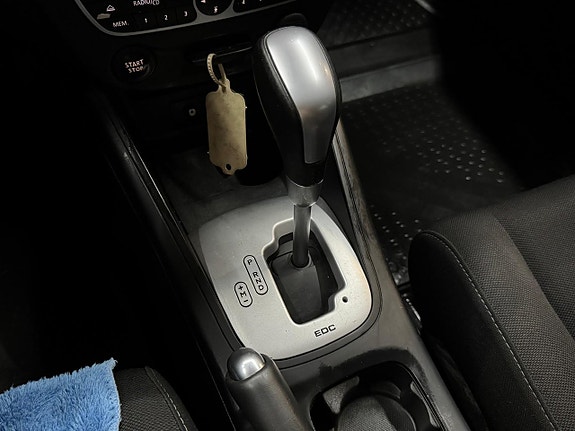 Renault Megane 13 of 15