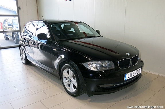 BMW 118d 4 of 15