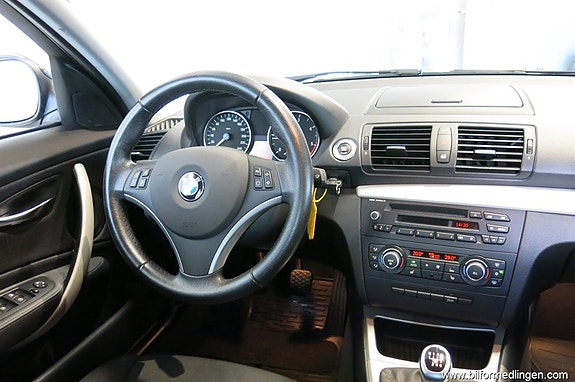 BMW 118d 9 of 15