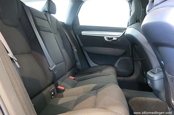 Volvo V90 11 of 19