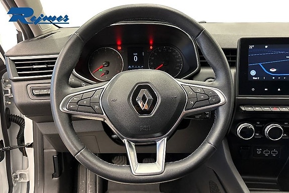 Renault Clio 8 of 18