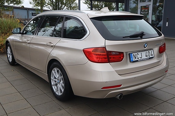 BMW 320 10 of 17
