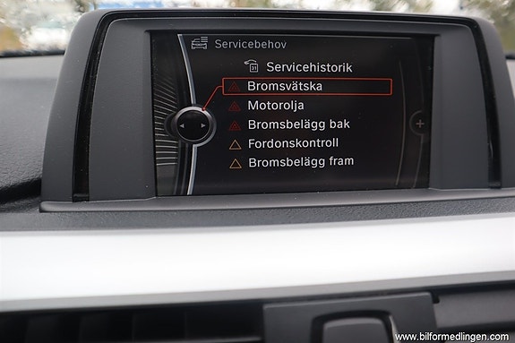 BMW 320 15 of 17