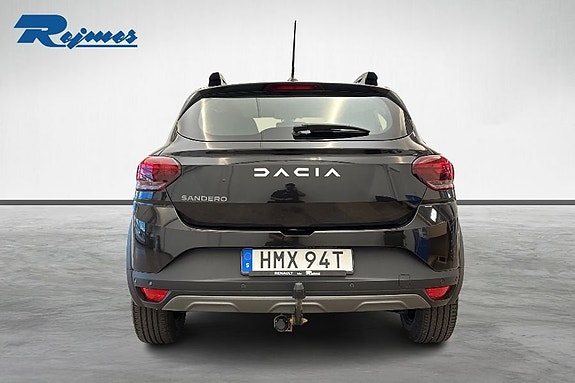 Dacia Sandero 4 of 17