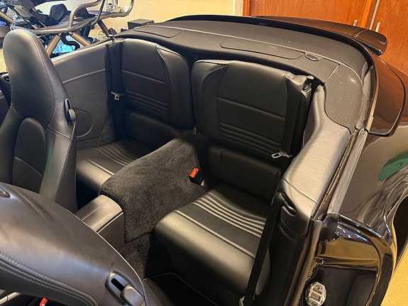 Porsche 911 21 of 30