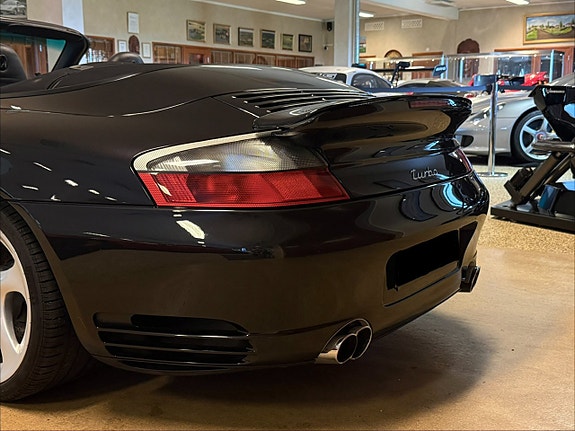 Porsche 911 14 of 30