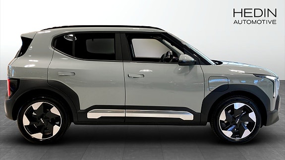 Kia EV2 4 of 17