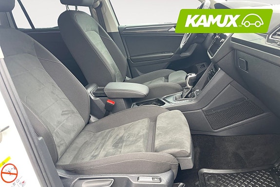 Volkswagen Tiguan 16 of 26