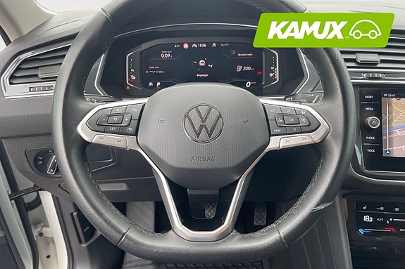 Volkswagen Tiguan 14 of 26