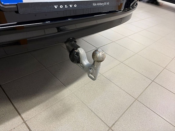 Volvo EX90 13 of 16