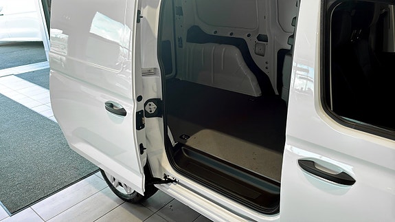 Ford Transit Connect 5 of 10