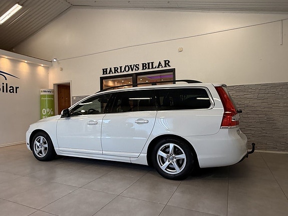 Volvo V70 5 of 27