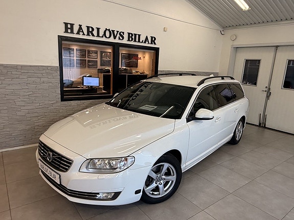 Volvo V70 10 of 27