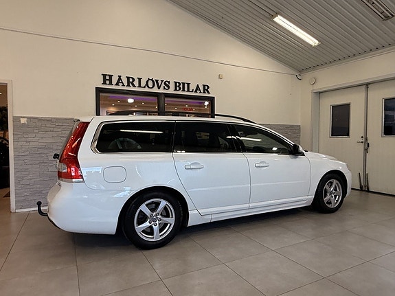 Volvo V70 6 of 27