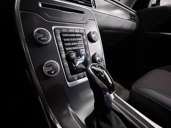 Volvo XC70 21 of 28