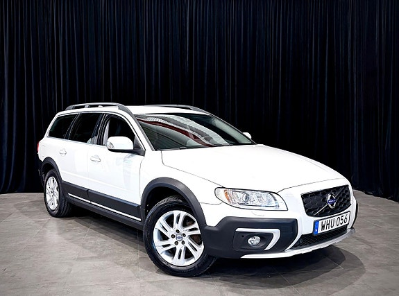 Volvo XC70 3 of 28