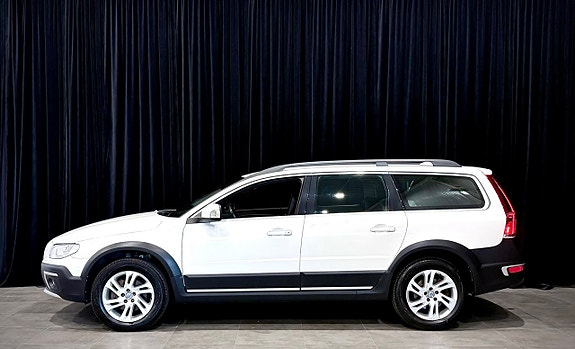 Volvo XC70 4 of 28