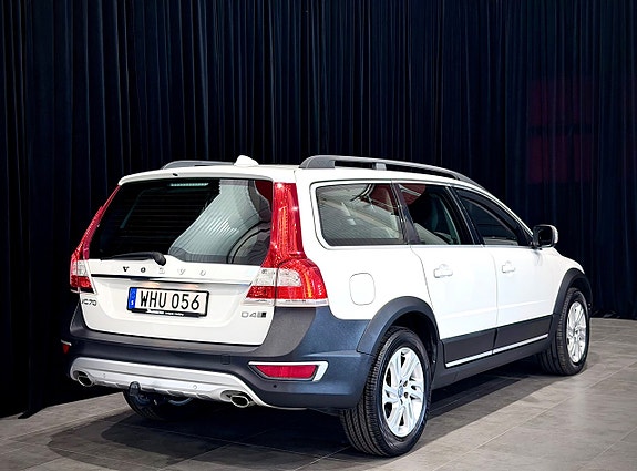 Volvo XC70 7 of 28