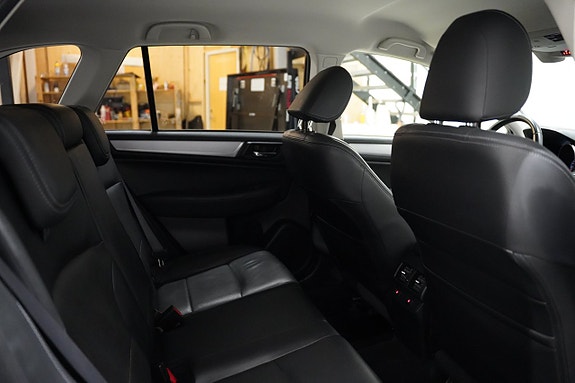 Subaru Outback 21 of 22