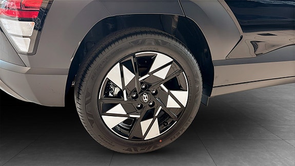 Hyundai Kona 9 of 12