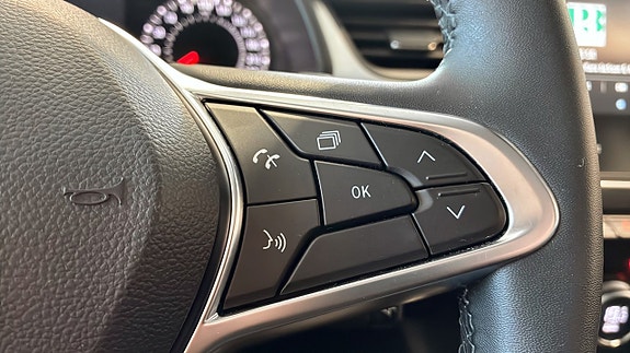Renault Captur 17 of 24