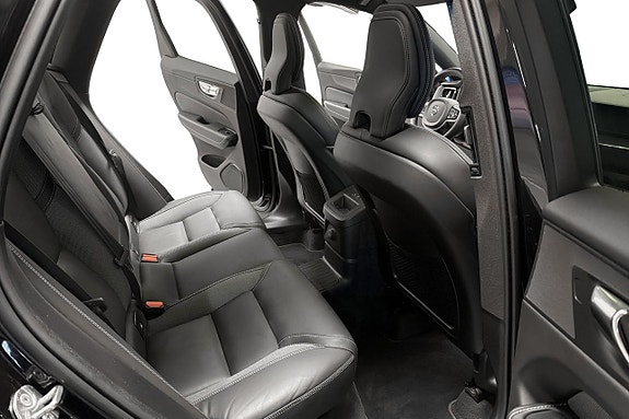 Volvo XC60 13 of 26