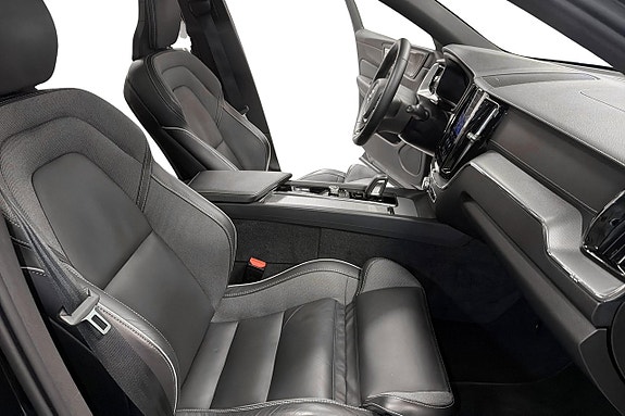 Volvo XC60 12 of 26