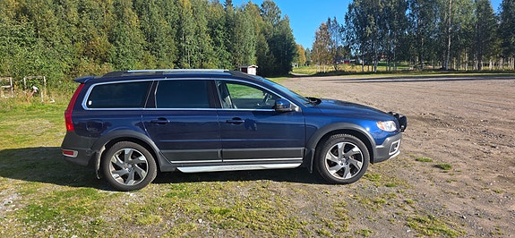 Volvo XC70 5 of 10