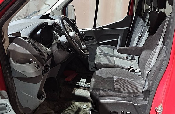 Ford Transit 9 of 14