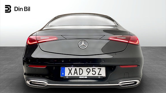 Mercedes-Benz CLE200 5 of 12