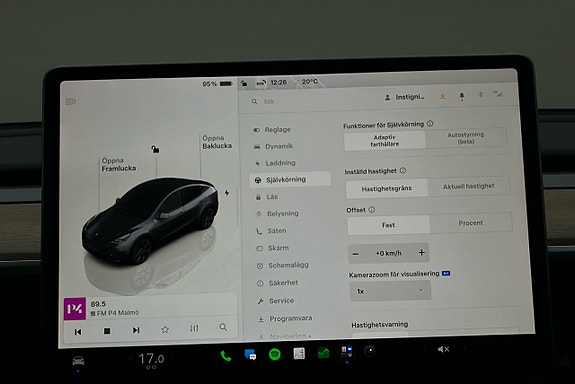 Tesla Model Y 23 of 25