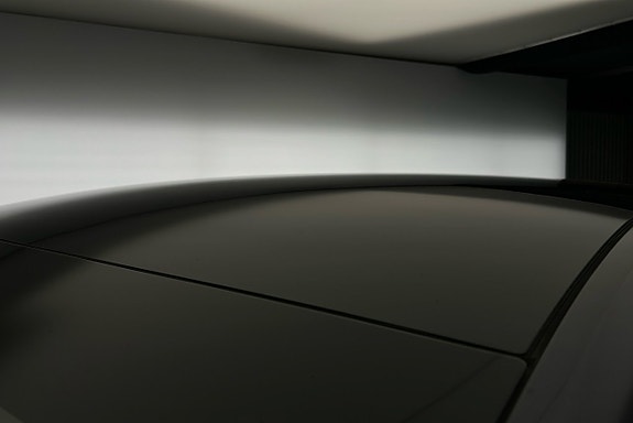 Tesla Model Y 18 of 25