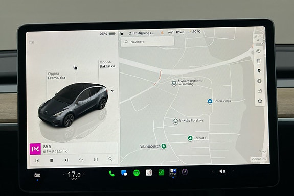 Tesla Model Y 7 of 25