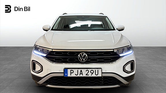 Volkswagen T-Roc 4 of 12