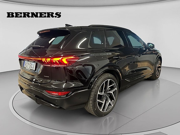 Audi Q6 e-tron 5 of 15