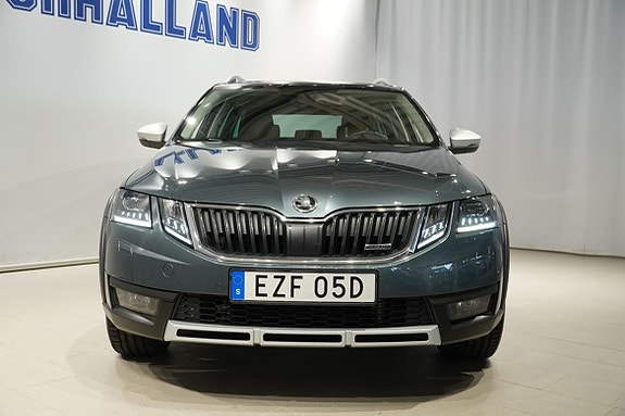 Skoda Octavia Scout 2 of 20
